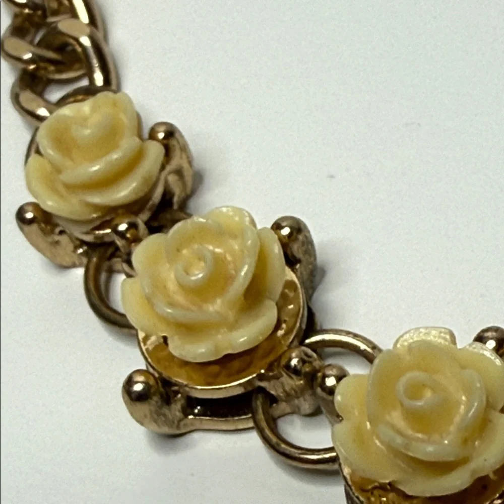 Vintage celluloid roses hard and soft chunky chain bracelet size 7